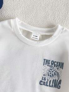 SHEIN Playful Pals 2件組 幼童男童夏季休閒海灘套裝 海洋海龜字母印花T恤與短褲 寬鬆版型 藍白條紋 夏威夷波西米亞風服飾 - 藍色 - 查看 8