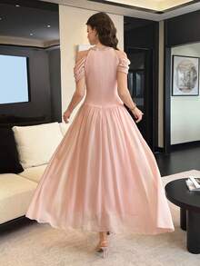 Modelyn Đầm dài đính cườm hở vai thanh lịch, đầm cổ yếm dịu dàng dành cho phụ nữ. - Hồng - Xem 6