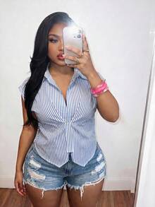 Slaydiva Plus Size Randig Modern Sommarskjorta med Plisserad Böjd Fåll - Blått och Vitt - Visa 4
