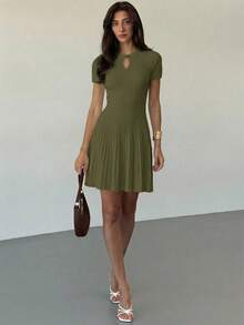 Aloruh Women's Elegant Commuter Minimalist Beige Knit A-Line Dress - Army Green - View 3