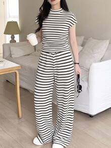 SHEIN Conjunto de camiseta y pantalones para niñas y adolescentes, camiseta de manga corta de punto jacquard con textura a rayas y cuello redondo, de corte holgado, combinada con pantalones casuales holgados, adecuado para diversas ocasiones como vuelta al colegio, estilo campus, versátil - Negro - Ver 3