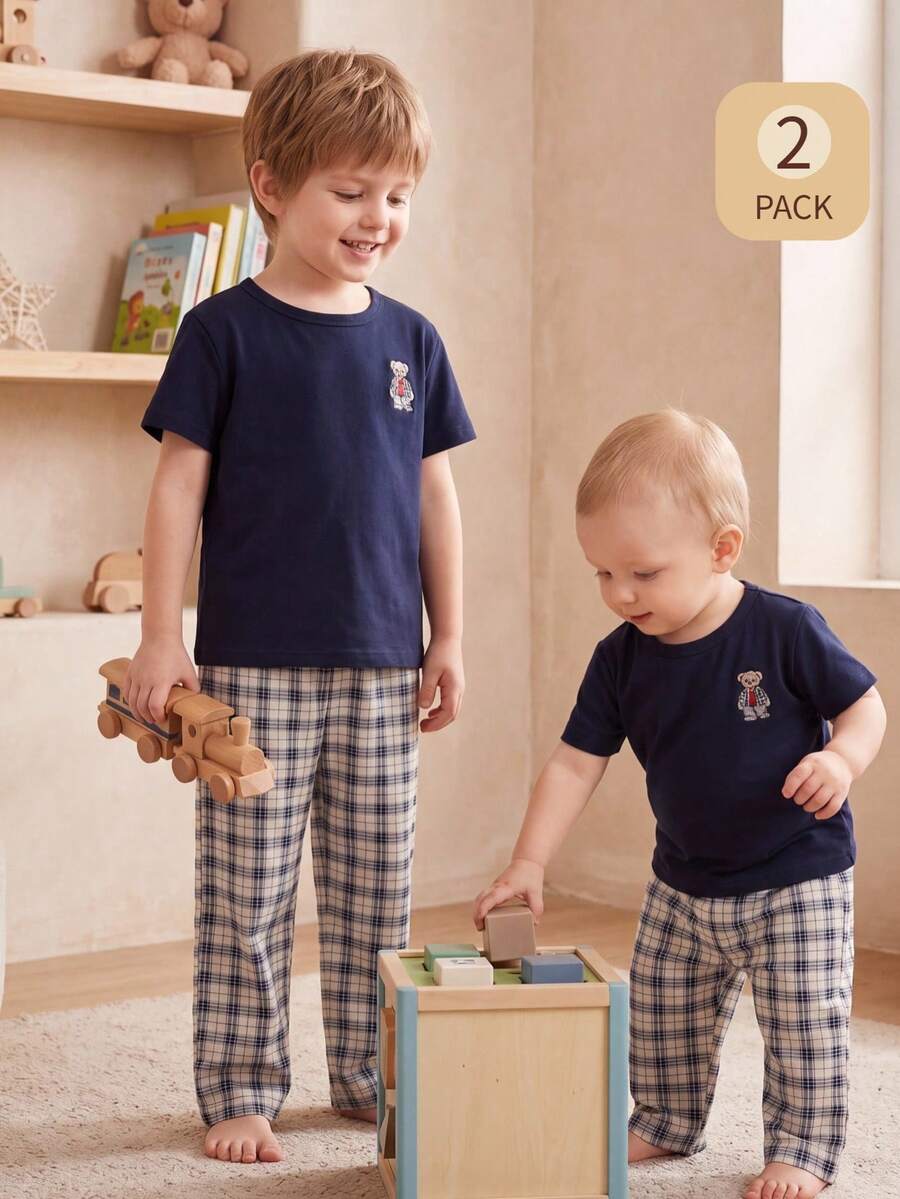 Young BoyKorean Style Casual Cute Plaid Bear Graphic Pocket Tee & All-Over Bear Print Pants Pajama Set - Royal Blue - View 1