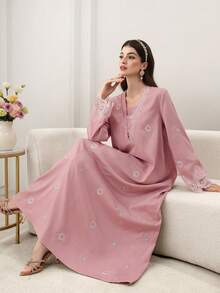 Yasmyna Robe longue à manches longues, évasée et élégante avec ourlet brodé pour femmes - Rose bonbon - Voir 9