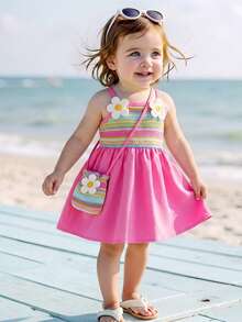 SHEIN Playful Pals 女婴夏季粉色碎花装饰吊带宽松连衣裙，搭配同款迷你斜挎包，适合休闲外出、度假旅行、家庭聚会和夏季野餐。 - 粉色 - 查看 5