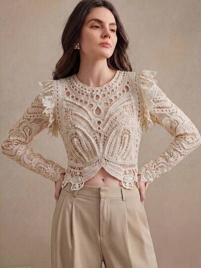 Anewsta Blusa elegante de encaje calado blanco, blusa de viaje con mangas de pétalos con adornos de perlas