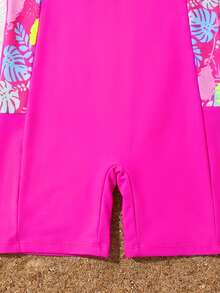 SHEIN Traje de baño informal de una sola pieza con estampado tropical de plantas, cremallera en el hombro y calzón para niñas preadolescentes - Rosa Fucsia - Ver 4