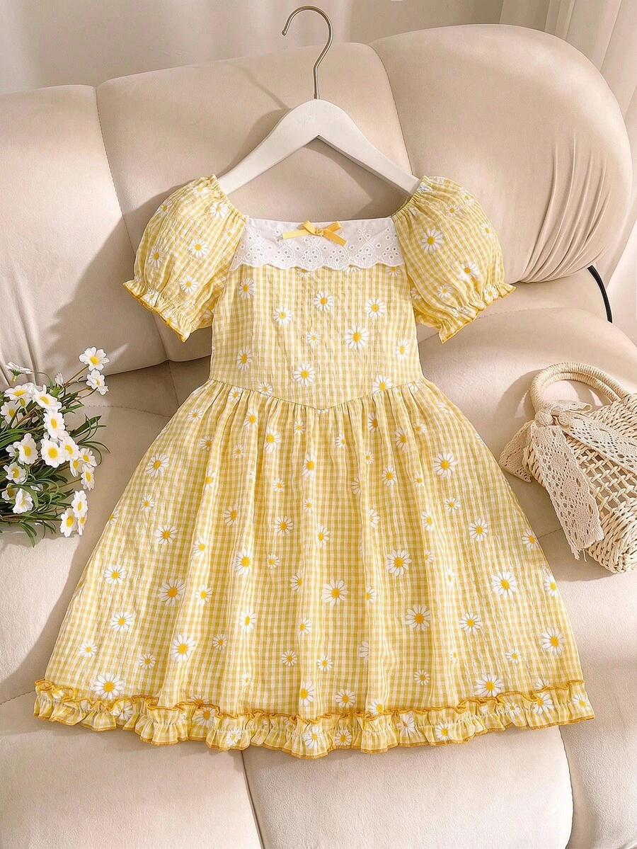 SHEIN Elladie kids 1件装 女童夏季新款露肩泡泡袖松紧腰荷叶边领蝴蝶结A字格纹碎花连衣裙，可爱甜美公主风