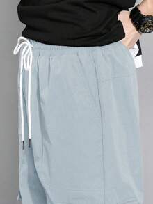 Manfinity Hypemode Loose Fit Men's Slogan Graphic Flap Pocket Drawstring Waist Cargo Pants - Baby Blue - View 6