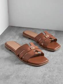 SHUZIA Women's Square Toe One Band Slip On Hardware Decor Casual Sandals - Maroon - View 4