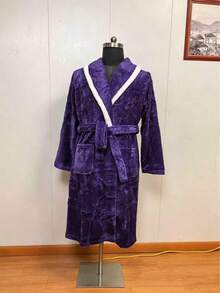1 buah Jubah Tidur Wanita, Jubah Mandi Bergaya Motif Stroberi, Jubah Hangat Lembut dan Longgar Lengan Panjang untuk Musim Dingin, Cocok untuk Pesta, Sehari-hari, Pelajar, Pernikahan Musim Panas, Dekorasi Rumah dan Kamar Mandi - Purple - View 4