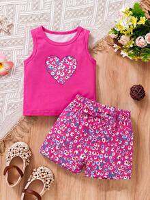 SHEIN Vintaside Kids 女婴爱心印花圆领上衣和印花短裤休闲日常装 - 玫紅色 - 查看 1