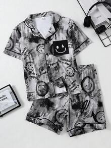 Bộ đồ ngủ, áo khoác cardigan cổ polo chống cháy cho bé trai, in hình mặt cười graffiti, viền trắng, tay ngắn, có túi hình mặt cười; quần short cạp chun, bộ đồ ngủ, đồ mặc nhà - Nhiều màu - Xem 3