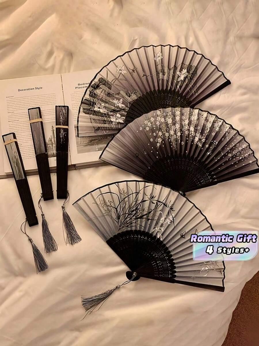 SHEIN Quạt cầm tay gấp gọn kiểu Trung Quốc, quạt mini màu đen di động, thích hợp cho khiêu vũ, làm mát mùa hè, đi biển, du lịch, Ngày lễ tình nhân, Ngày lễ tình nhân Brazil, Ngày lễ tình nhân 12 tháng 6, Ngày Thánh John, các lễ hội tháng Sáu, quà tặng tình yêu, quà tặng cặp đôi, quà tặng lãng mạn, quà tặng kỷ niệm, quà tặng cho bạn trai, bạn gái, quà, trang sức, lễ hội tháng Sáu Brazil, lễ kỷ niệm tháng Sáu, lễ hội Thánh John, lễ Thánh Peter, ngày Thánh Anthony, các lễ kỷ niệm tháng Sáu ở Brazil. - Nhiều màu - Xem 1