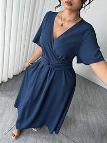 SHEIN LUNE CURVE 大码女士优雅度假休闲新款V领宽松袖连衣裙 - 藍色 - 查看 1