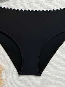 SHEIN Bikini-Sets für Tween Mädchen, einfach und cool, klassisch in Schwarz mit weißer bestickter Muschelverzierung, Neckholder-Träger + kontrastfarbiger Triangel-Bikinihose mit hoher Taille, 2 Stücke Set, Strickstoff, modisch, lässig, elegant, geeignet für Schwimmen, Sommerurlaub, Strand, Pool, Party, Feiertage - Schwarz und Weiss - Übersicht 7