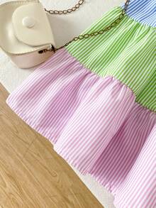 SHEIN Playful Pals 1件女嬰休閒條紋拼接短袖洋裝，適合外出、休閒、派對 - 彩色 - 查看 9