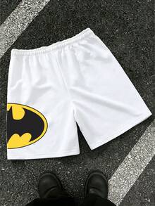BATMAN X SHEIN Manfinity EMRG Men's Casual Letter & Bat Print Drawstring Shorts,Men's Summer Casual Shorts White Black Yellow Bat Wing Oval Logo Letter Slogan Graphic Print Drawstring Elastic Waist Relaxed Loose Fit Baggy Jogger Shorts Streetwear Y2K Vintage Style Going Out Party Festival Concert Vacation Holiday Breathable Soft Comfortable Urban Hip Hop Fashion Cool Stylish Statement Piece Dark Aesthetic Gothic Punk Edgy Bold Design Beach Resort Pool Leisure Wear - White - View 3