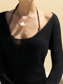 Nöista Dieses schwarze gestrickte Langarmkleid hat eine halbtransparente Textur für den Strandbereich, mit Rundhalsausschnitt und Länge bis zur Mitte des Oberschenkels. Perfekt für den Strandbereich, Sommer, Pool-Party, Abendausgang, Tragen mit Bikini darunter, Sommerfestival, Boho-Stil, Damenmode. - Schwarz - Übersicht 10