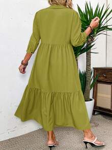 SHEIN LUNE Vestido casual simple con botones, manga media y fruncido en el frente, de unicolor y longitud media, para mujeres de talla grande, atuendo maxi para el Día de Acción de Gracias - Verde Oliva - Ver 2
