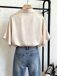 SHEIN Franclia 杏色缎面短袖衬衫，女士夏季款，高端垂坠通勤衬衫，宽松显瘦优雅奢华百搭翻领上衣 - 杏色 - 查看 2