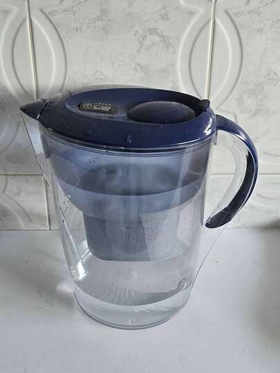 Bình lọc nước 3.5L, dung tích lớn 6 cốc | Loại bỏ clo, kim loại nặng và tạp chất | Hoàn hảo cho gia đình, nhà bếp, du lịch và cắm trại | Bao gồm 1 bình + 1 bộ lọc (tùy chọn 6 bộ lọc thay thế) | Cải thiện hương vị và độ tinh khiết của nước máy