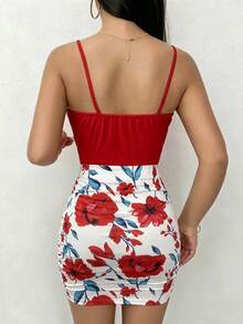 SHEIN LUNE 2 chiếc/bộ áo hai dây in hoa đỏ gợi cảm cho nữ và chân váy xếp nếp - Đỏ - Xem 2