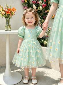 SHEIN Glamorique Kids 女婴优雅绿色可爱雏菊刺绣泡泡袖收腰奢华双层薄纱蓬蓬裙正式套装 - 綠色 - 查看 9