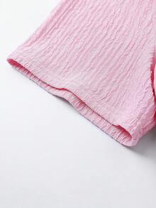 GlowEve CURVE Camiseta con cuello, fruncido y decoración de botones de strass para tallas grandes - Rosa - Ver 5
