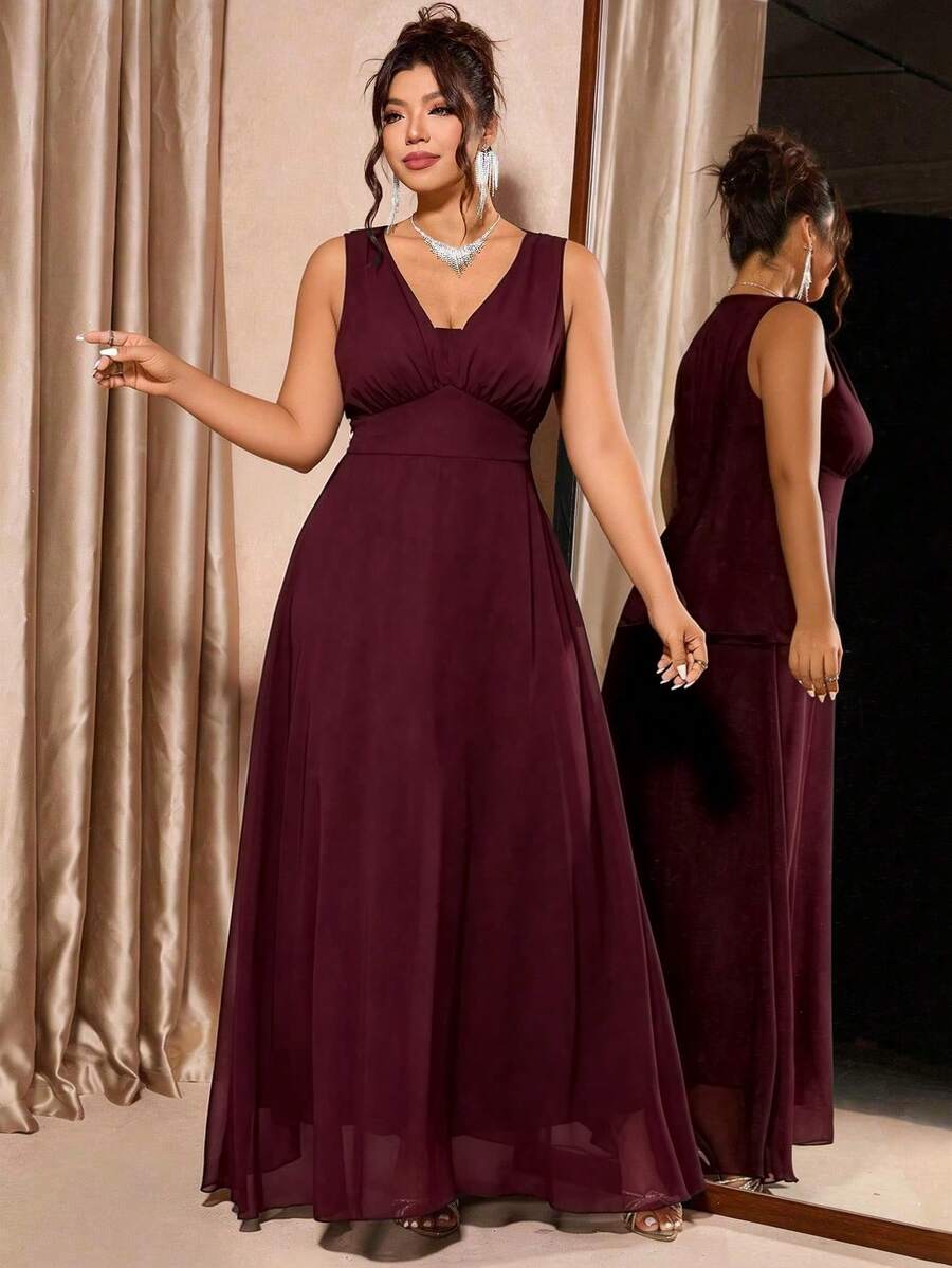 SHEIN LUNE Plus Size Women V-Neck Sleeveless Solid Color Elegant Dress - Burgundy - View 1
