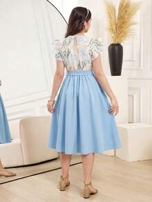 Vestido midi elegante de manga corta para niña preadolescente/adolescente, con estampado floral y mangas con volantes, decoración de lazo en la cintura, vestido de línea A, vestidos de vacaciones - Azul - Ver 2