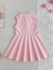SHEIN Playful Pals 女婴条纹饰边无袖连衣裙，夏季女婴粉色草莓刺绣Polo领修身A字连衣裙，夏季女婴连衣裙，女婴粉色连衣裙，女童学生风连衣裙，女婴甜美公主风夏季连衣裙，女婴珍珠面料连衣裙 - 粉色 - 查看 2