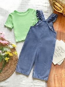 SHEIN Vintaside Kids 2件組女嬰套裝 可愛藍色花卉刺繡牛仔吊帶褲 & 素色短袖上衣 夏季休閒家庭穿搭百搭春季套裝 - 綠色 - 查看 2
