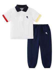2件組男童休閒 Polo 衫與長褲套裝，Logo 刺繡對比袖口，夏季穿搭，優雅返校、職業日、度假服飾 - 白色 - 查看 3
