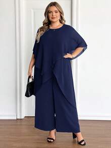 SHEIN CURVE+ 大尺碼女款純色圓領蝙蝠袖不對稱下擺上衣與長褲休閒兩件套 - 藏蓝色 - 查看 5