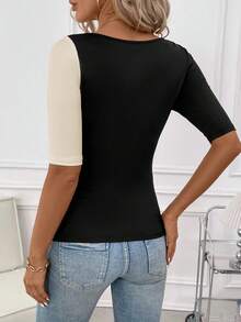 SHEIN Clasi Áo thun nữ dáng suông, cổ lệch màu, tay lửng, phối màu tương phản, thích hợp mặc đi làm hàng ngày, mùa hè. - Màu be - Xem 2