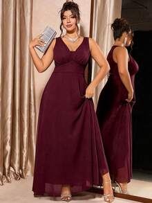 SHEIN LUNE Plus Size Women V-Neck Sleeveless Solid Color Elegant Dress - Burgundy - View 4