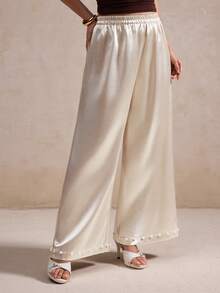Elegantrix Calça pantalona de cetim com detalhes em pérola, ideal para encontros casuais, festas e para o dia a dia, perfeita para a primavera/verão. - Damasco - Ver 6
