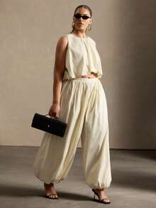 Vixey Woven Elasticized Waistband And Cuffs Bubble Pants - Cream - View 2