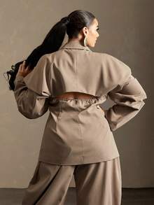 Vixey Áo blazer tay dài cổ bẻ xếp ly hở vai - Màu Khaki - Xem 4