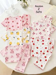 SHEIN Playful Pals 【5套随机发货2套】女婴睡衣，可爱甜美草莓、蜜桃、泰迪熊、蝴蝶结印花波浪下摆圆领短袖上衣+长裤四件套家居服，春夏四季皆宜 - 彩色 - 查看 1