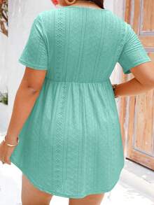 EMERY ROSE Plus Size Women's Solid Color Pleated Casual Versatile Daily Short Sleeve T-Shirt - Green - View 2