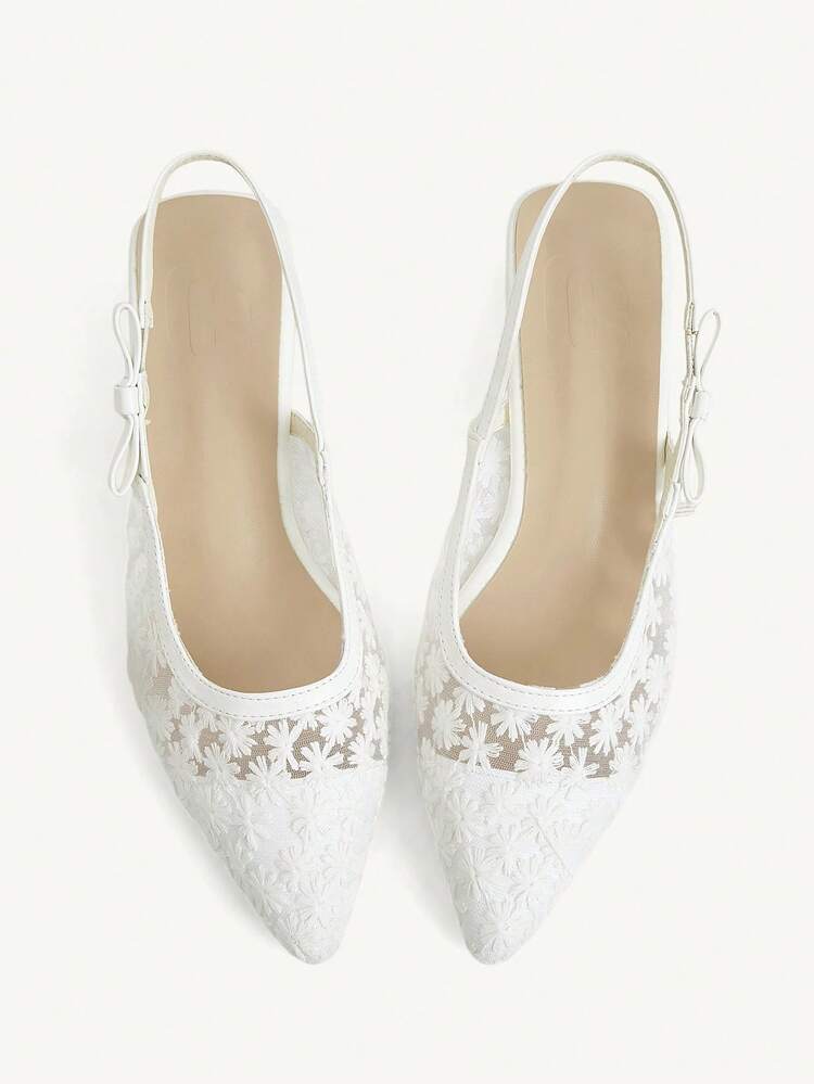 CUCCOO CHICEST Ladies Spring And Summer New Pointed Toe Low Heel Beige Lace Mesh Bow Fashionable Elegant Breathable Lady Style Women's Shoes Thick Heel Low Heel Empty Women's Shoes