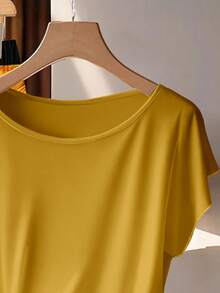 SHEIN Clasi Bộ quần áo nữ cỡ lớn in họa tiết hoa hướng dương lãng mạn, màu vàng và đen, gồm 2 món, thích hợp cho kỳ nghỉ hè. - Nhiều màu - Xem 5