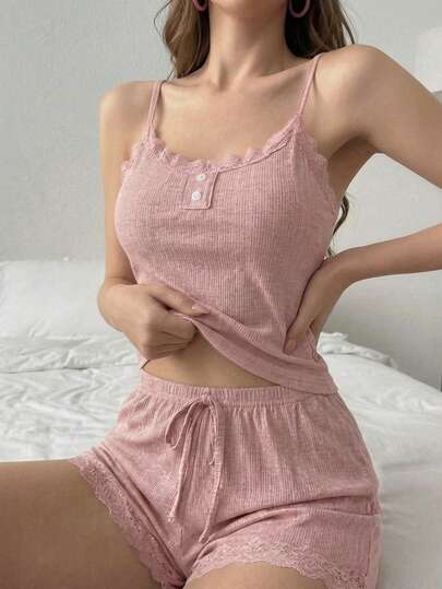 Conjunto de pijama con top de tirantes y shorts con detalle de encaje lindos para mujer