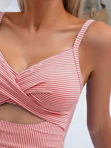 Swim Basics 女士性感条纹连体镂空前系带后背泳衣，夏季 - 紅色 - 查看 4