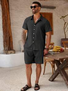 Manfinity RSRT Conjunto de camisa de manga corta con botones delanteros y pantalones cortos con bolsillos de unicolor para hombres de talla grande, para vacaciones y ocasiones formales - Negro - Ver 6