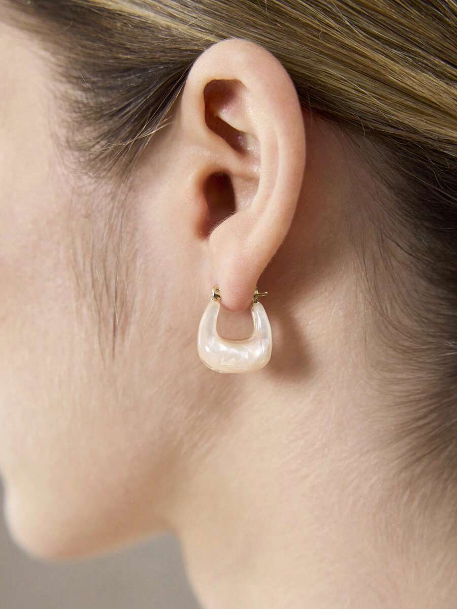 MOTF PREMIUM PRE18K GOLD PLATED EARRINGS PINK RESIN FRESH EARRINGS - Pink - View 1