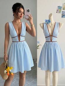 SHEIN Raffinéa Đầm ngắn không tay cổ chữ V sâu, màu xanh nhạt phối viền tương phản, phong cách nghỉ mát biển dành cho nữ, thích hợp cho kỳ nghỉ. - Màu xanh nhạt - Xem 3