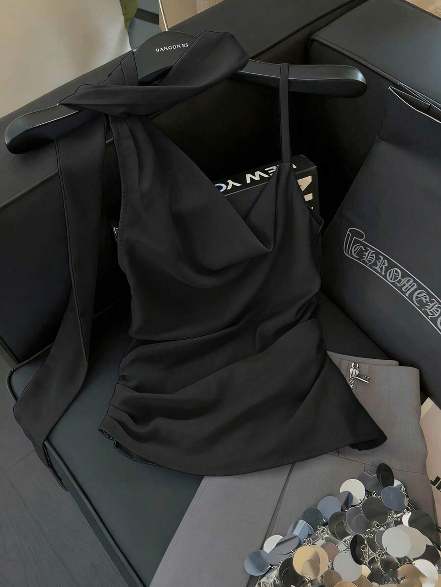GlowEve 女款黑色夏季優雅法式西西里風休閒通勤度假情人節婚禮派對純色抓皺細肩帶上衣 - 黑色 - 查看 1