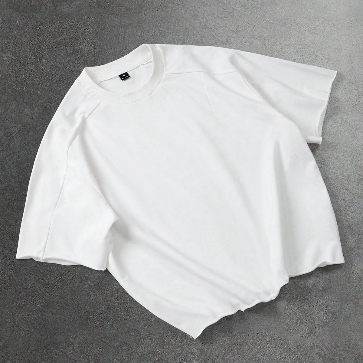 Camiseta de manga corta de uso diario casual y versátil de unicolor y cuello redondo para hombres